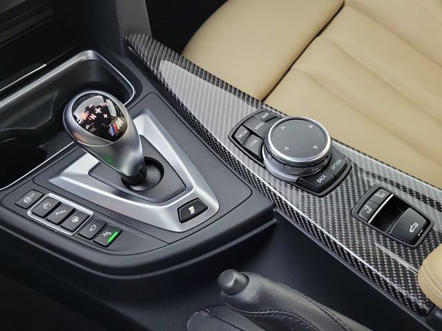 Used 2017 BMW M4 Convertible RWD image 37