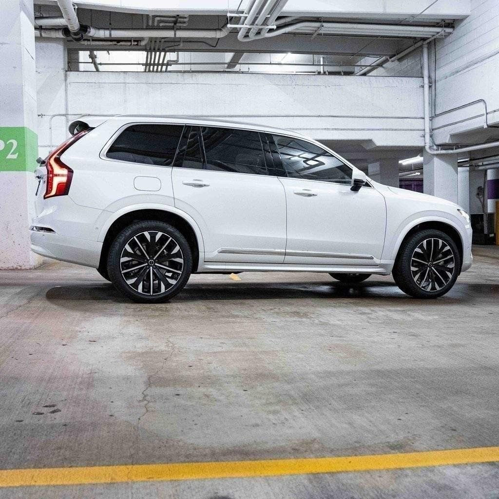 New 2026 Volvo XC90 B6 Ultra AWD/4WD image 9