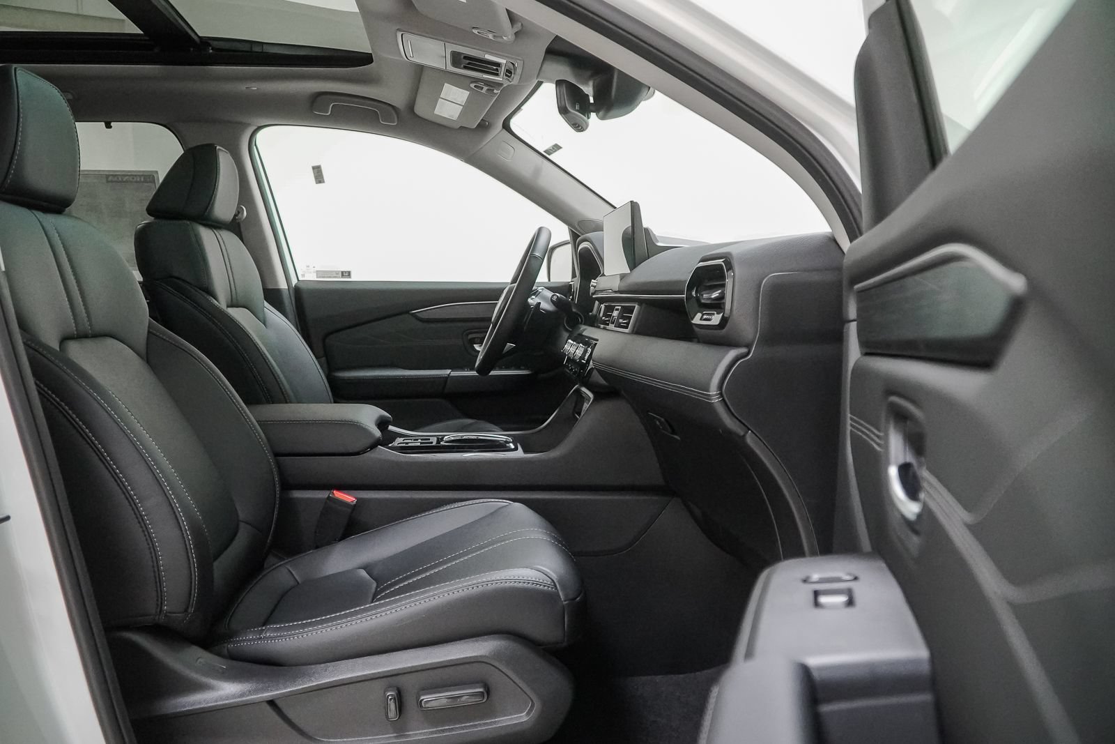 New 2026 Honda Pilot Touring image 38