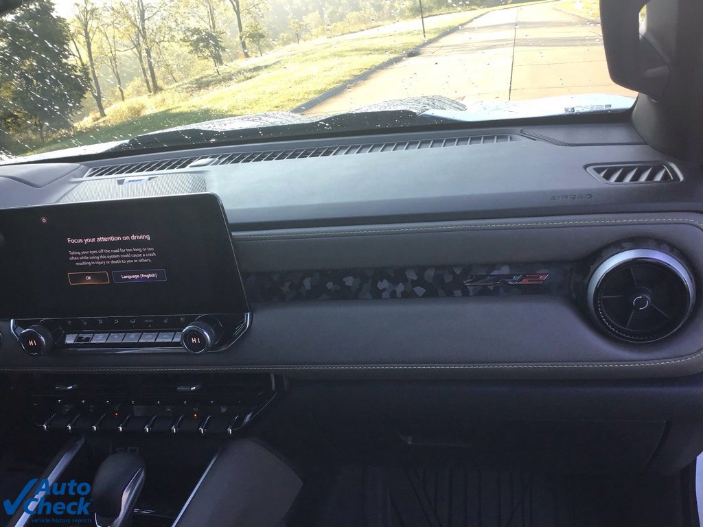 Used 2025 Chevrolet Colorado ZR2 w/ Technology Package image 24