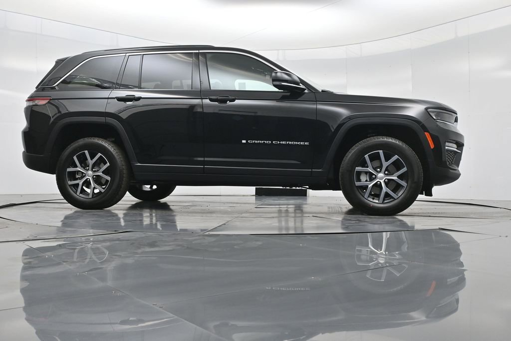 New 2025 Jeep Grand Cherokee Limited image 47