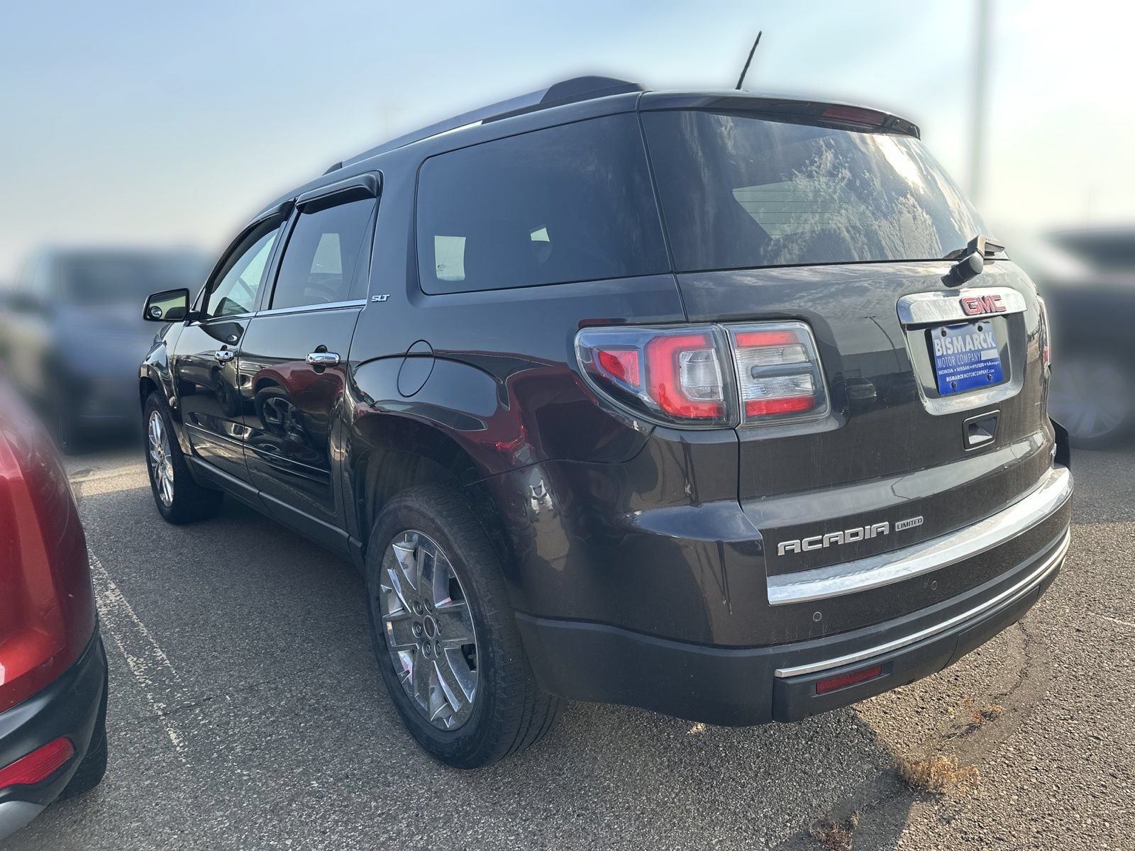 Used 2017 GMC Acadia Limited SLT AWD/4WD image 4