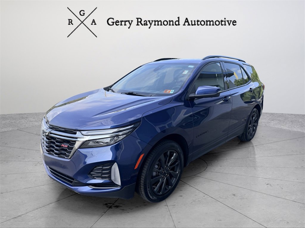 Used 2022 Chevrolet Equinox RS w/ RS Leather Package image 3