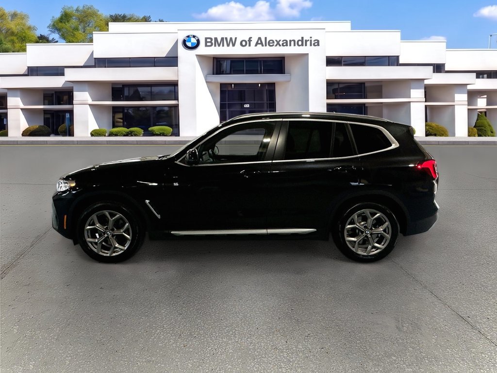 Used 2024 BMW X3 xDrive30i w/ Premium Package w/ZPA AWD/4WD image 8