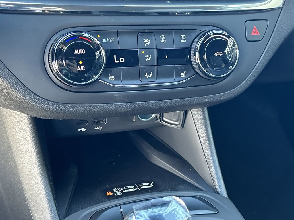 New 2026 Buick Envista Preferred image 23