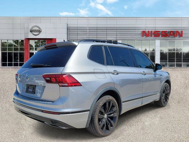 Used 2021 Volkswagen Tiguan SE R-Line FWD image 8