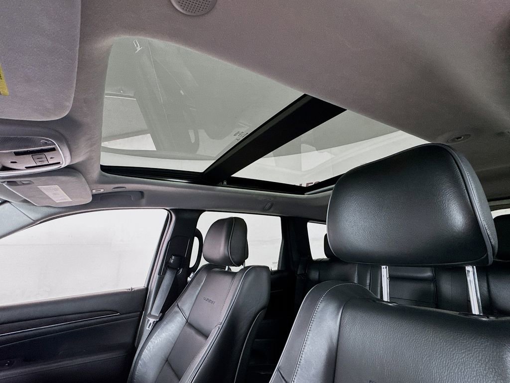 Used 2019 Jeep Grand Cherokee Summit w/ Platinum Series Group image 23