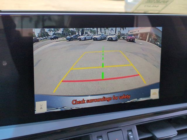 Used 2024 Lexus ES 300h w/ Premium Package image 22