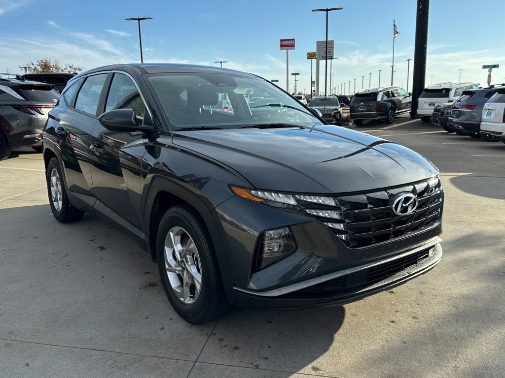 Used 2023 Hyundai Tucson SE image 9