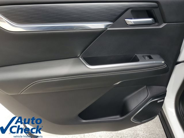 Used 2025 GMC Acadia Elevation w/ Black Edition FWD image 15