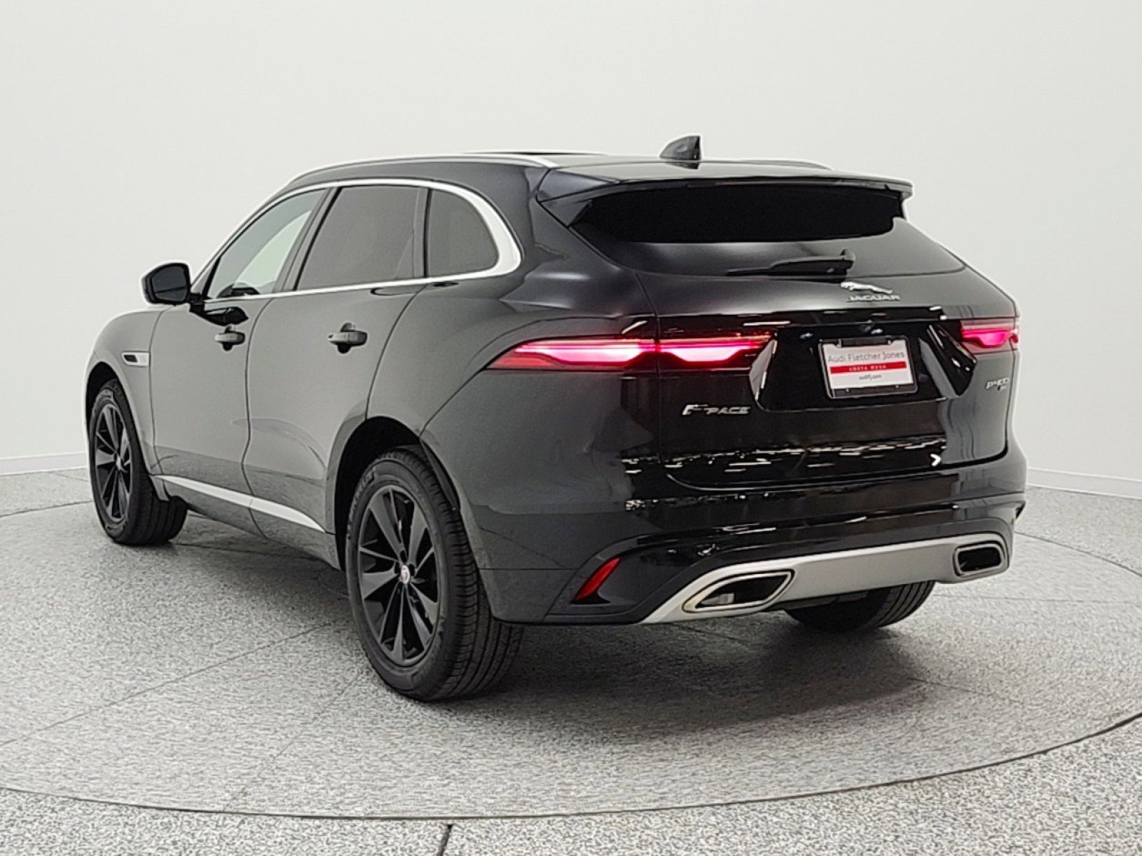 Used 2021 Jaguar F-PACE R-Dynamic S AWD/4WD image 7