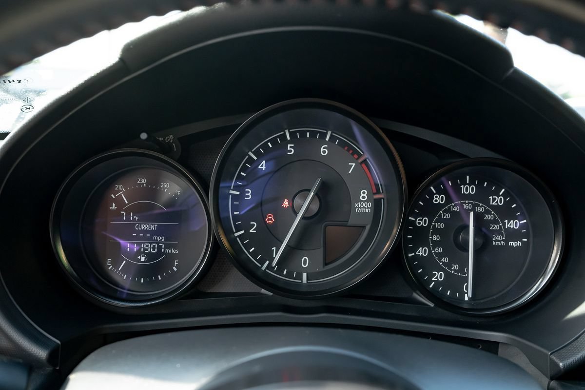 Used 2016 MAZDA MX-5 Miata Club RWD image 24
