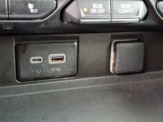 Certified 2023 Chevrolet Suburban LT image 27