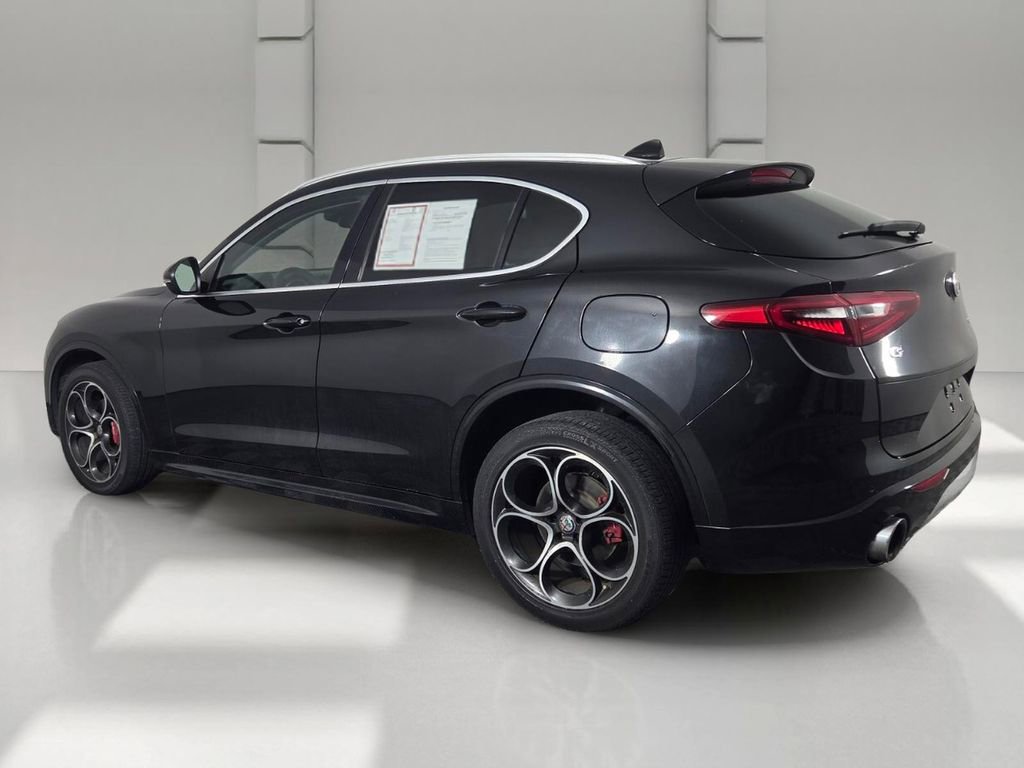 Used 2020 Alfa Romeo Stelvio Ti w/ Active Blind Spot Package AWD/4WD image 7