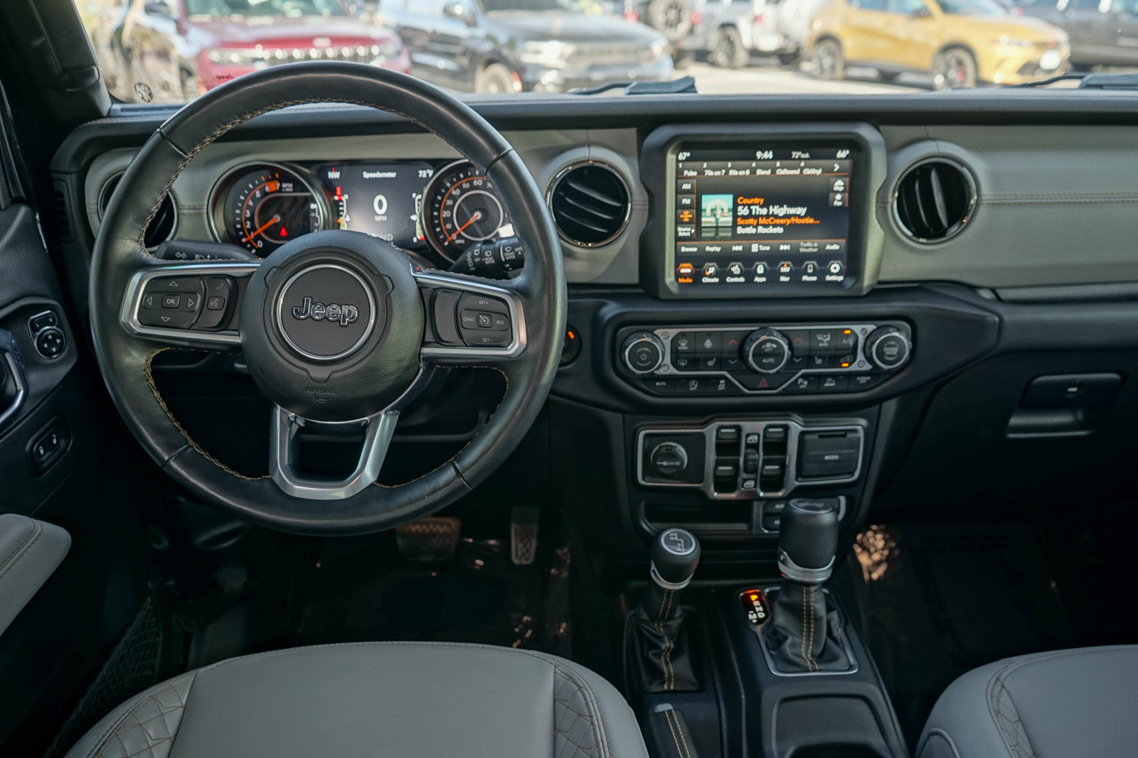 Used 2022 Jeep Wrangler Unlimited Sahara image 12