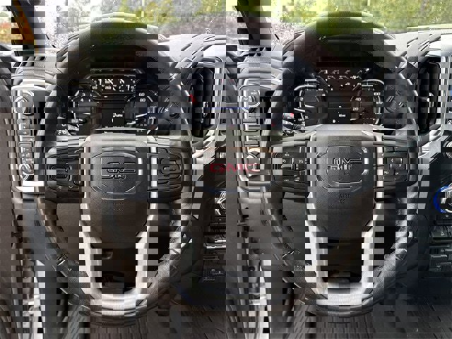 Used 2021 GMC Sierra 1500 SLE image 24