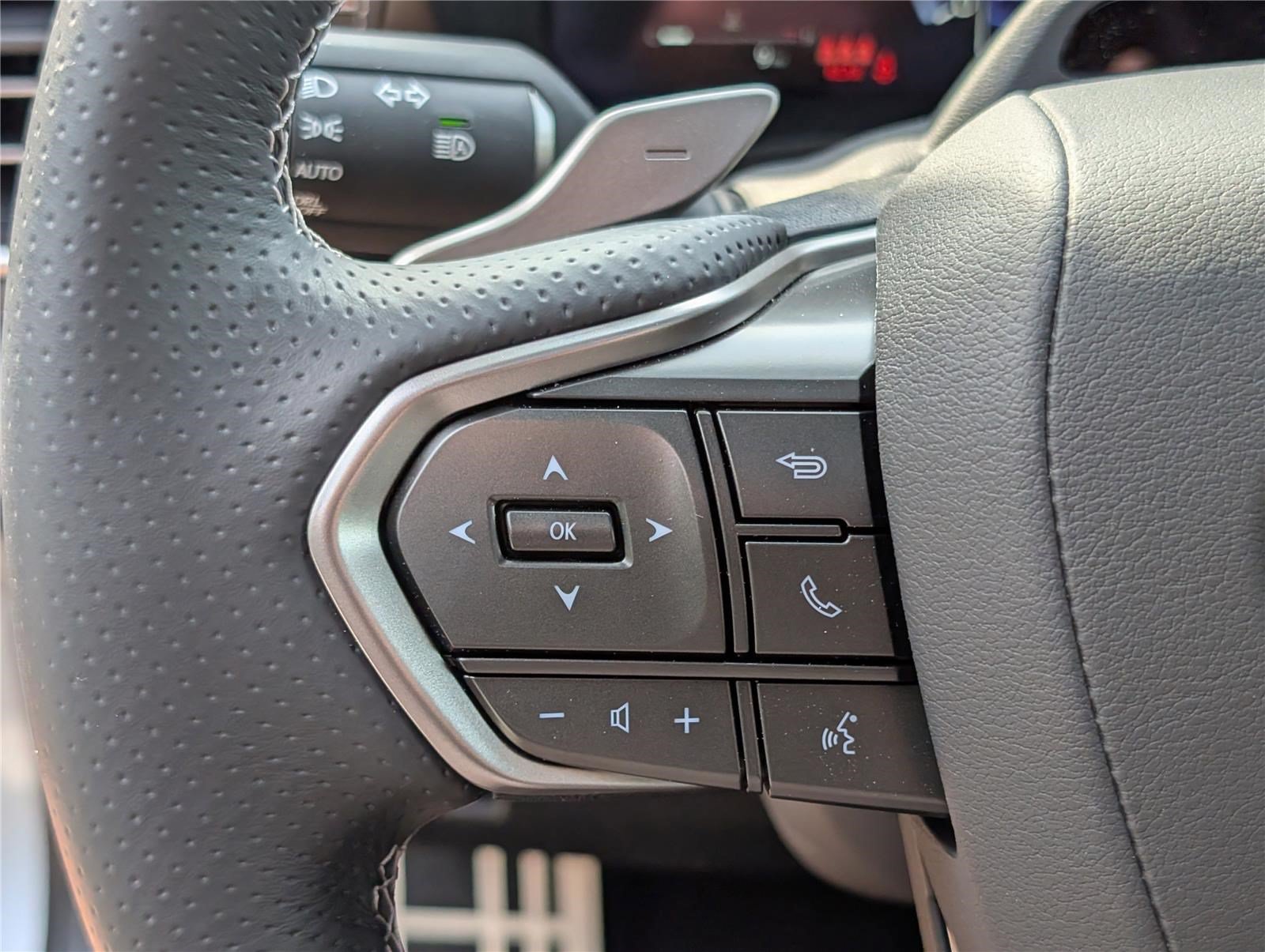 New 2026 Lexus IS 350 F Sport w/ Technology Package AWD/4WD image 18