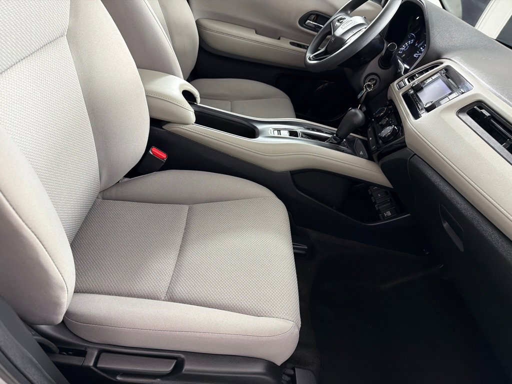 Used 2016 Honda HR-V LX image 23