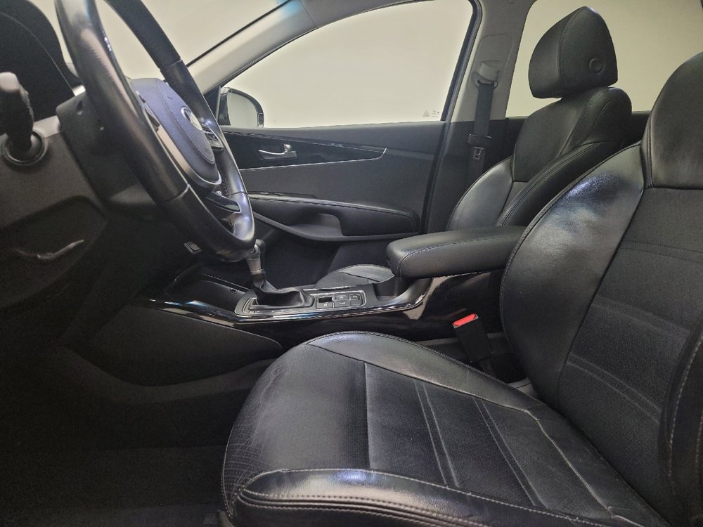 Used 2019 Kia Sorento EX image 17