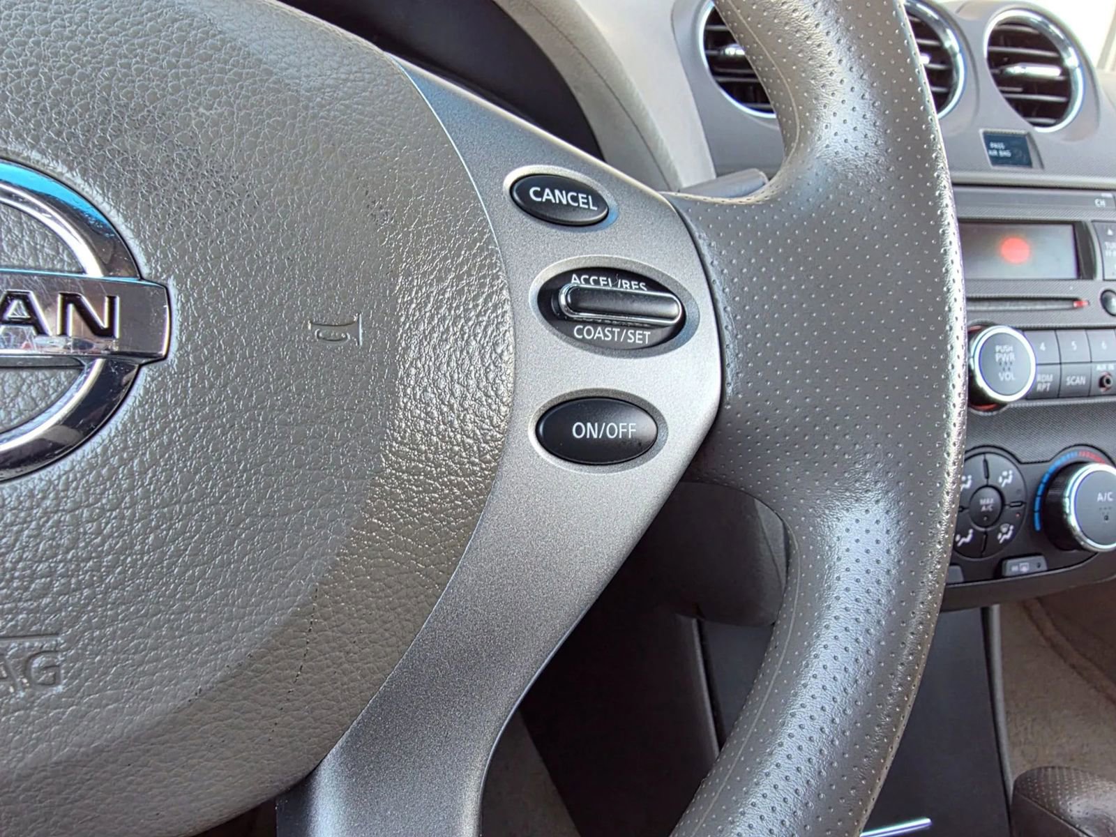 Used 2011 Nissan Altima 2.5 S image 17