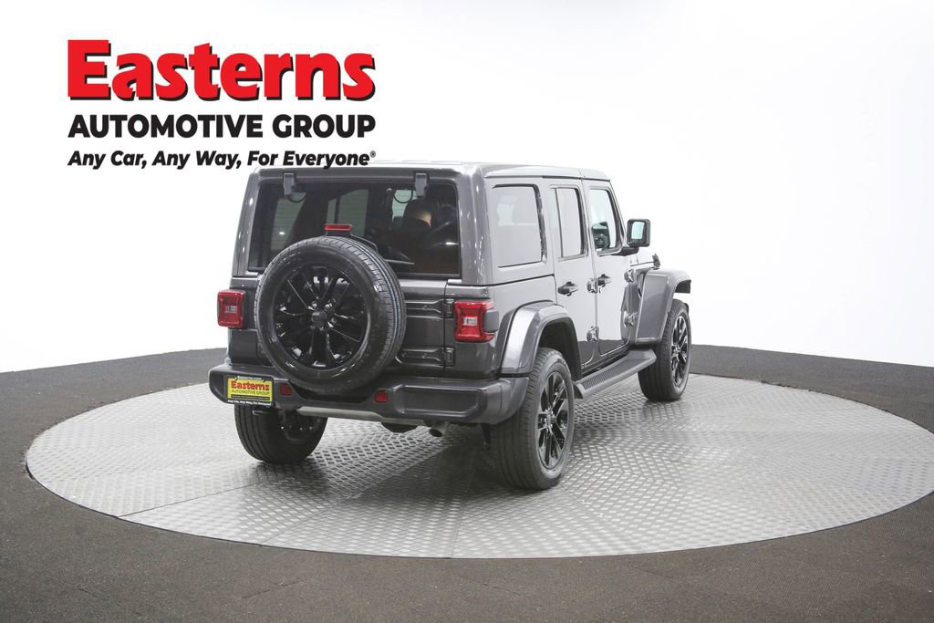 Used 2025 Jeep Wrangler Unlimited Sahara AWD/4WD image 35