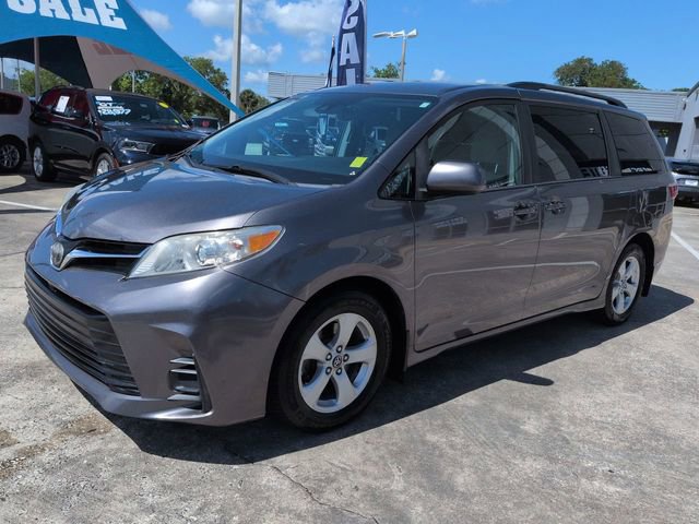 Used 2018 Toyota Sienna LE FWD image 8
