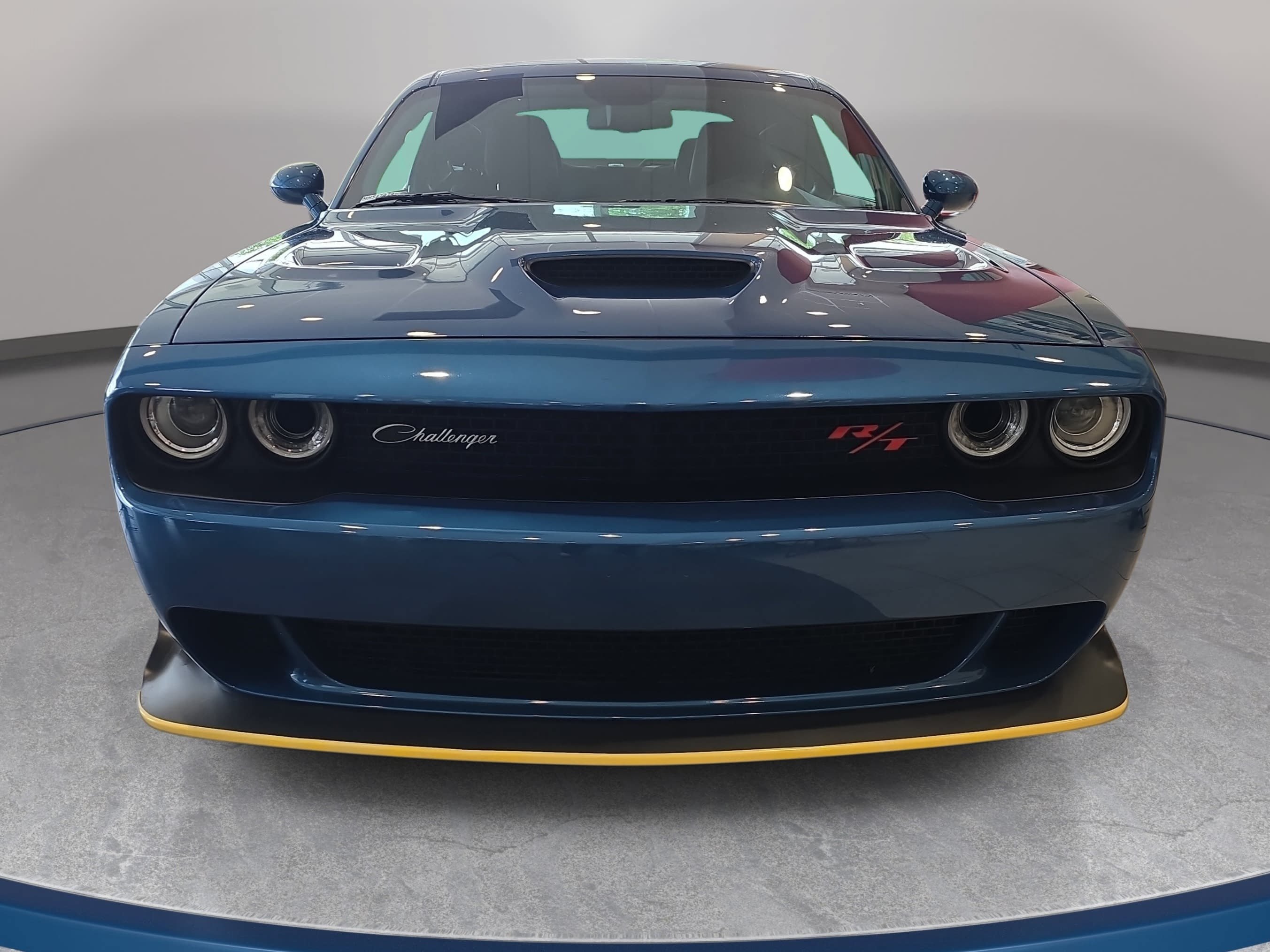 Used 2021 Dodge Challenger R/T Scat Pack RWD image 2