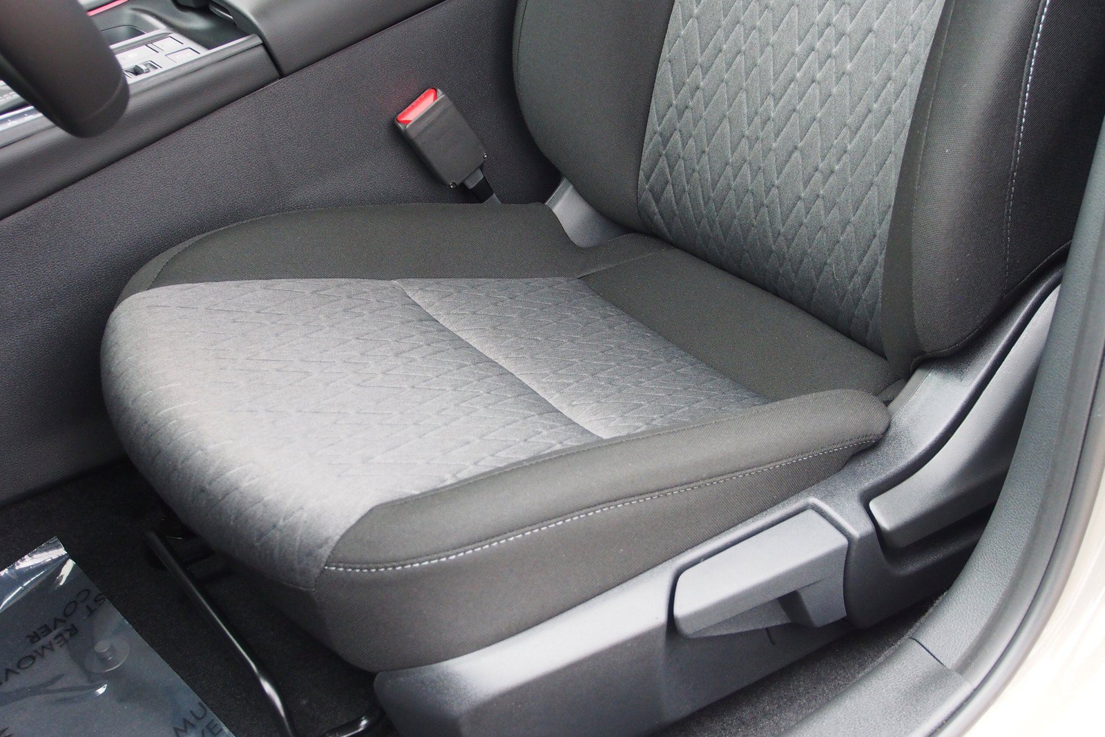 New 2026 Nissan Sentra SV w/ SV Convenience Package FWD image 16