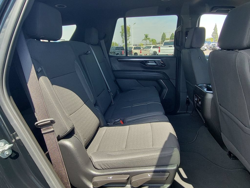Used 2026 Chevrolet Tahoe LS RWD image 26