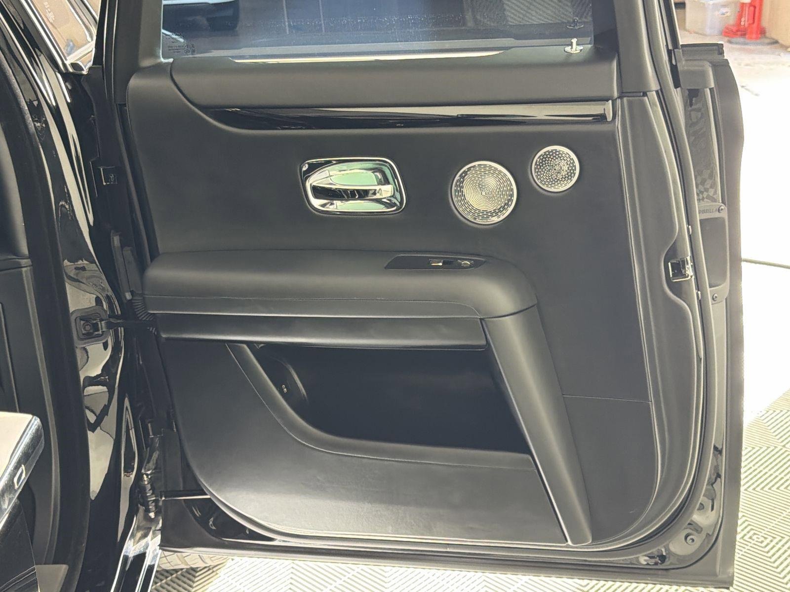 Used 2025 Rolls-Royce Ghost image 24
