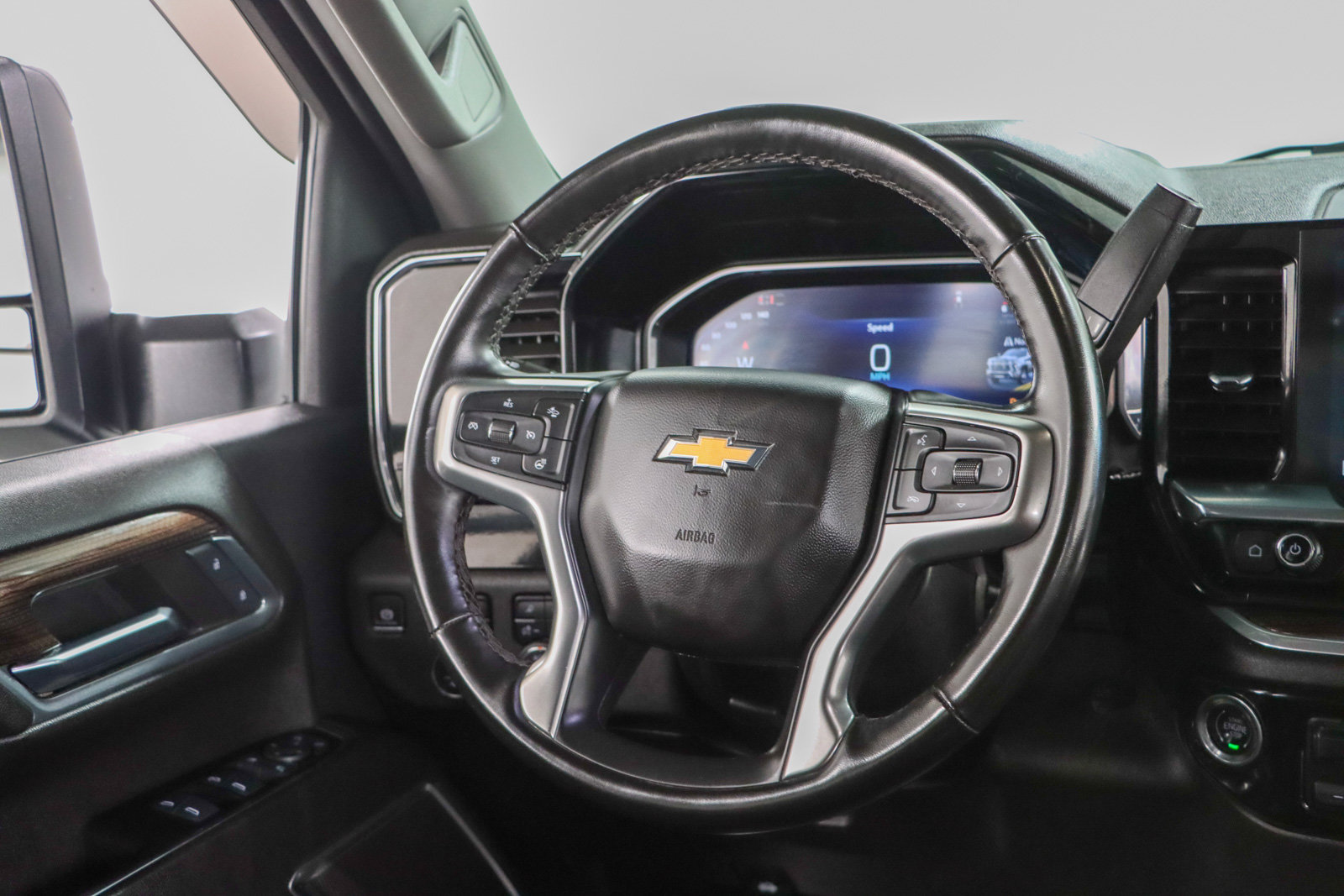 Used 2024 Chevrolet Silverado 3500 LT w/ Convenience Package AWD/4WD image 13