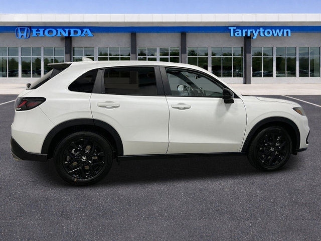 New 2025 Honda HR-V Sport image 8