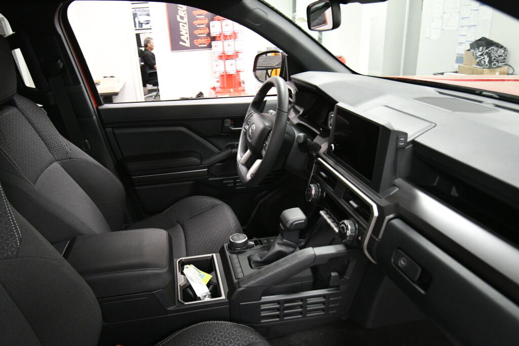 Used 2026 Toyota 4Runner SR5 image 28