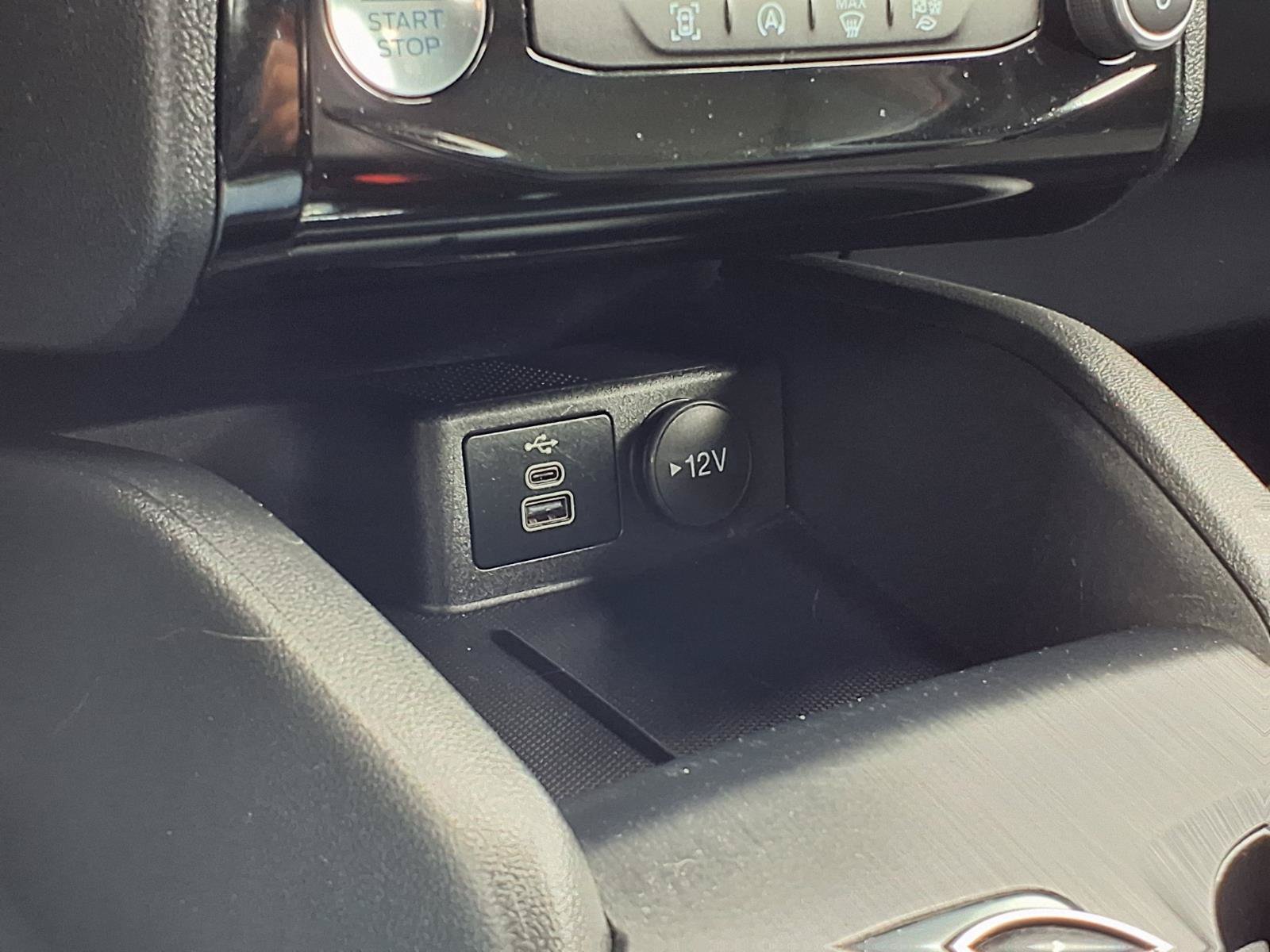 Used 2024 Ford Escape ST-Line w/ Tech Pack #1 AWD/4WD image 15