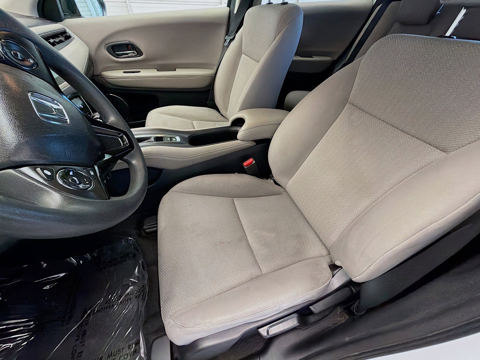 Used 2018 Honda HR-V EX image 11