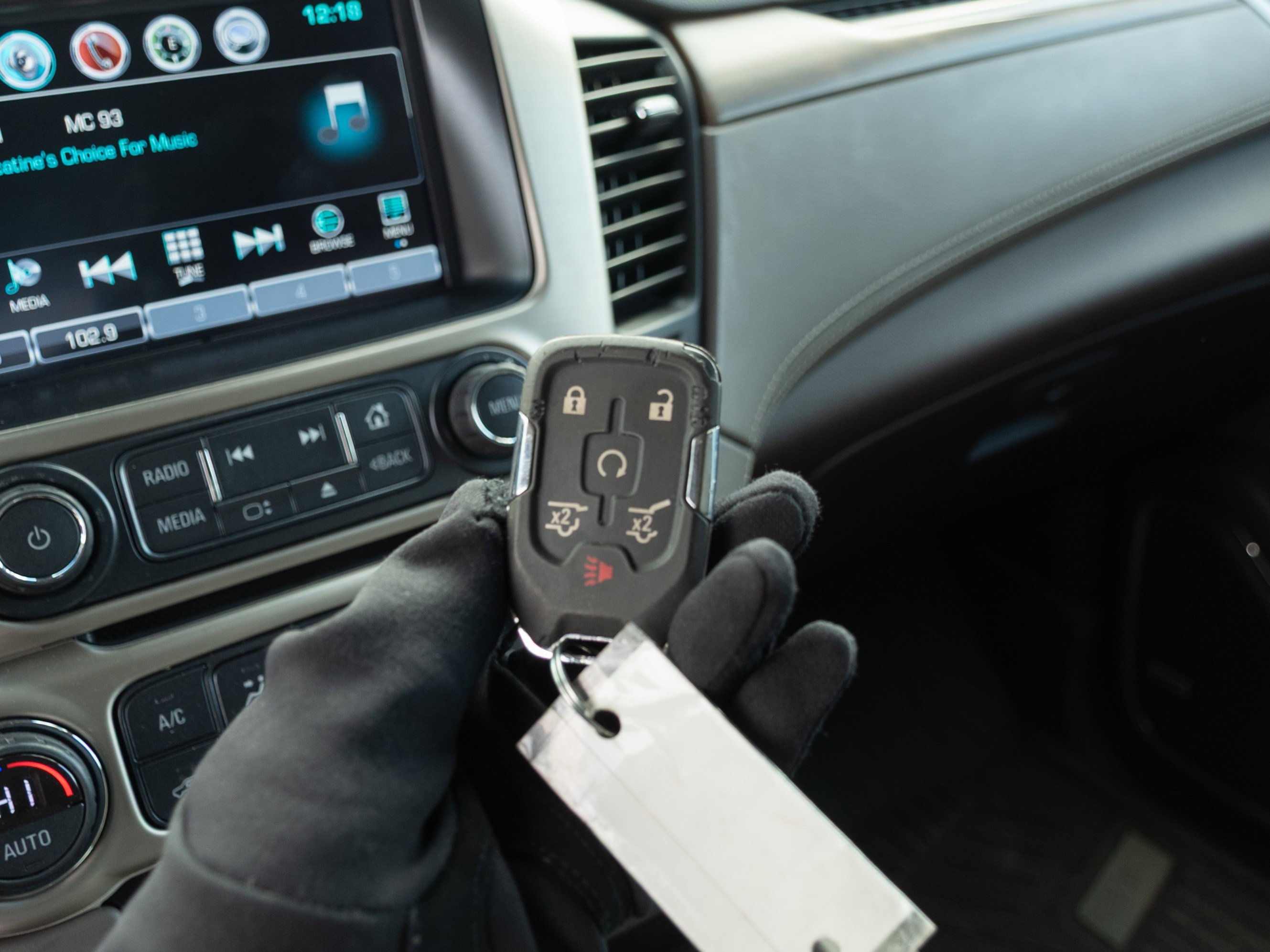 Used 2018 GMC Yukon Denali image 13