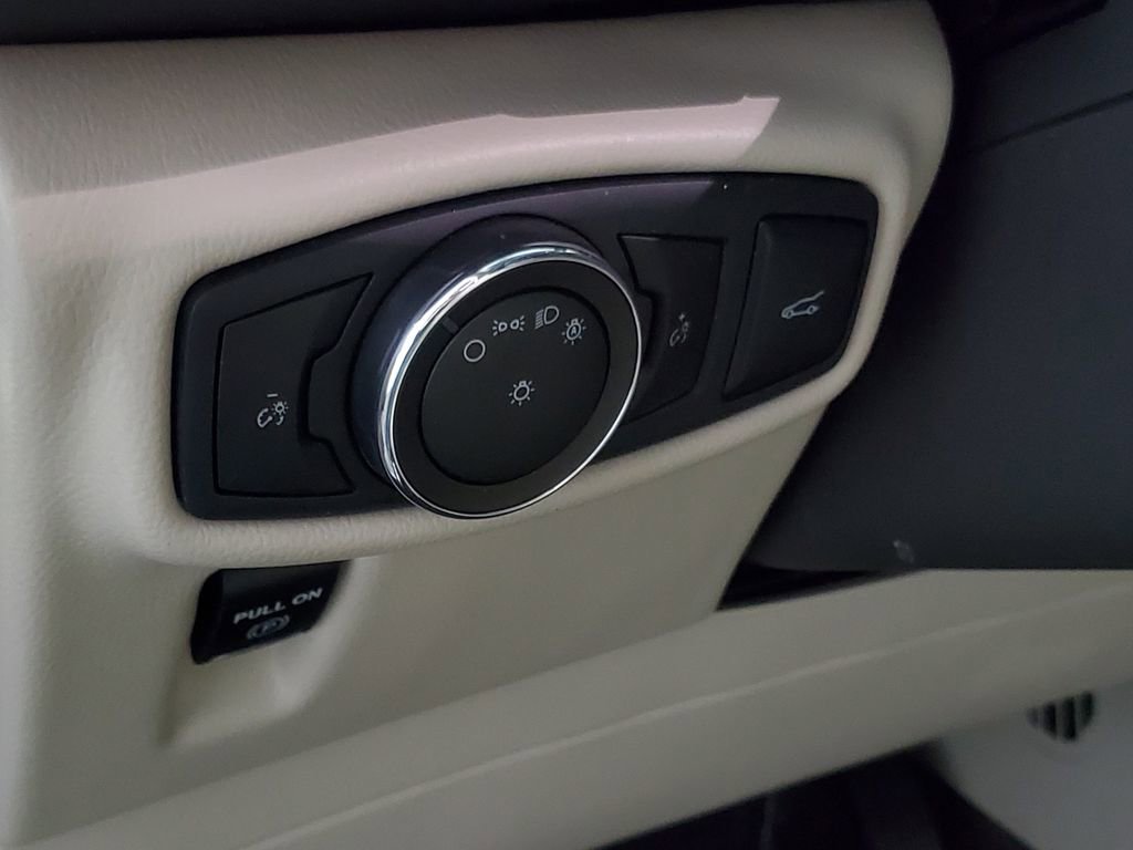 Used 2018 Lincoln MKX Reserve w/ Driver Assistance Package AWD/4WD image 16
