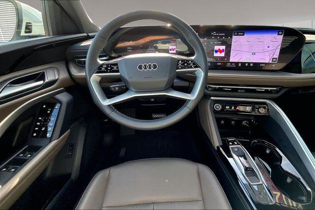 Used 2025 Audi Q5 Premium w/ Convenience Package AWD/4WD image 8