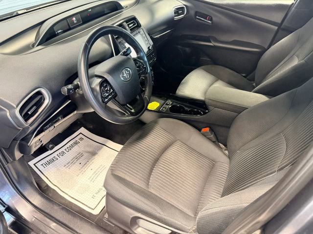 Used 2021 Toyota Prius Prime LE FWD image 7