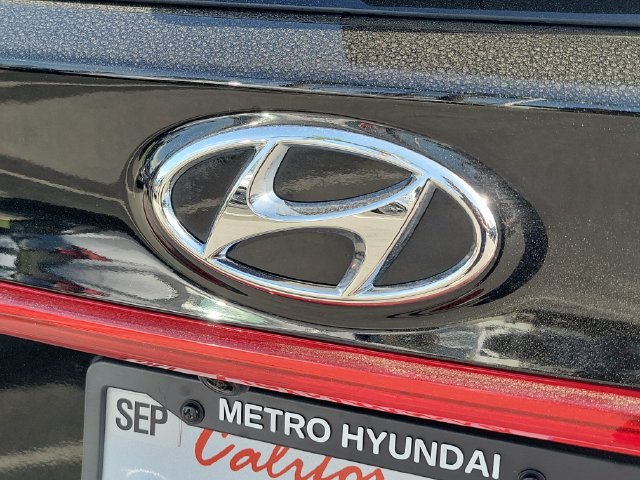 Used 2023 Hyundai Santa Fe SEL FWD image 31