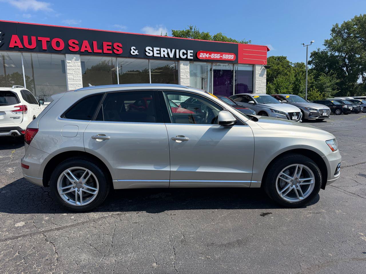 Used 2017 Audi Q5 2.0T Premium Plus w/ Technology Package AWD/4WD image 8