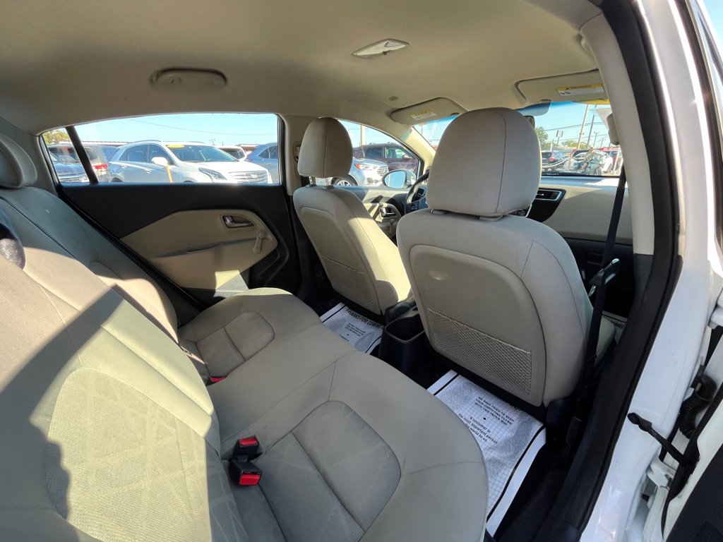 Used 2017 Kia Rio LX image 14
