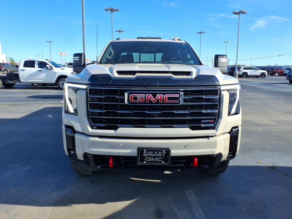 Used 2026 GMC Sierra 2500 AT4 w/ AT4 Premium Plus Package image 2