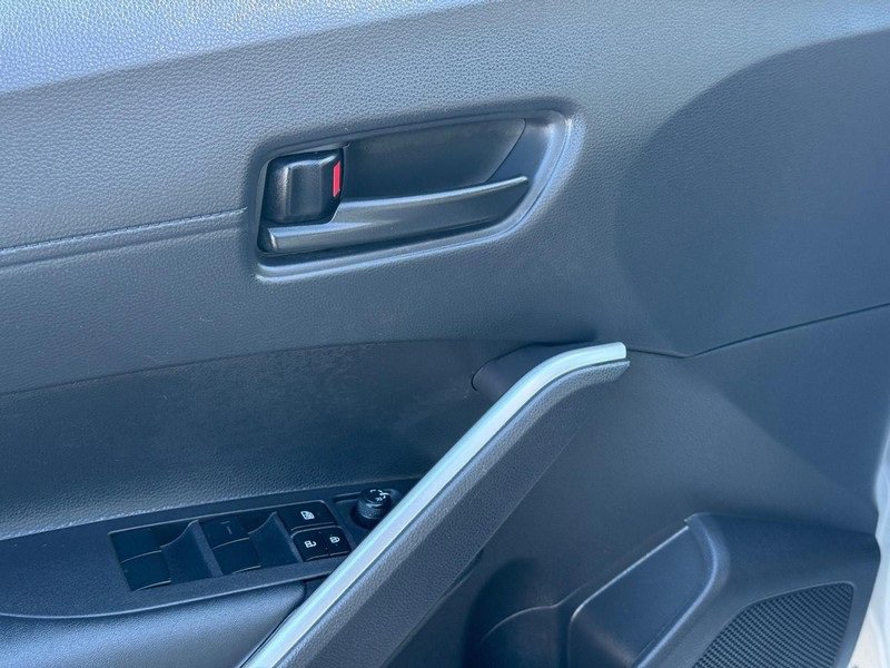 Used 2024 Toyota Corolla Cross SE w/ Moonroof Package image 18