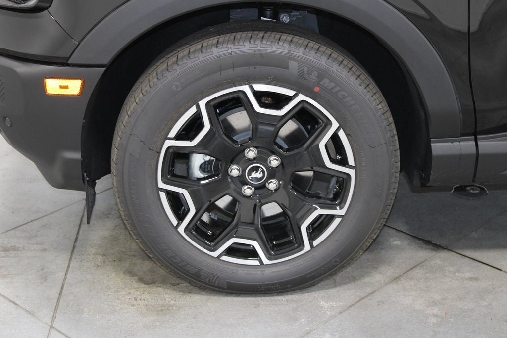New 2025 Ford Bronco Sport Outer Banks w/ Outer Banks Tech Package+ AWD/4WD image 16