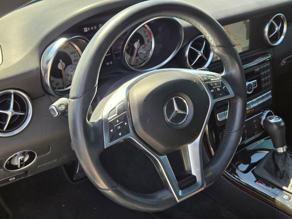 Used 2013 Mercedes-Benz SLK 350 image 18