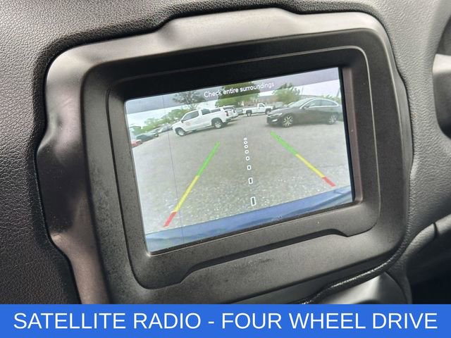 Used 2020 Jeep Renegade Latitude w/ Popular Equipment Group AWD/4WD image 4