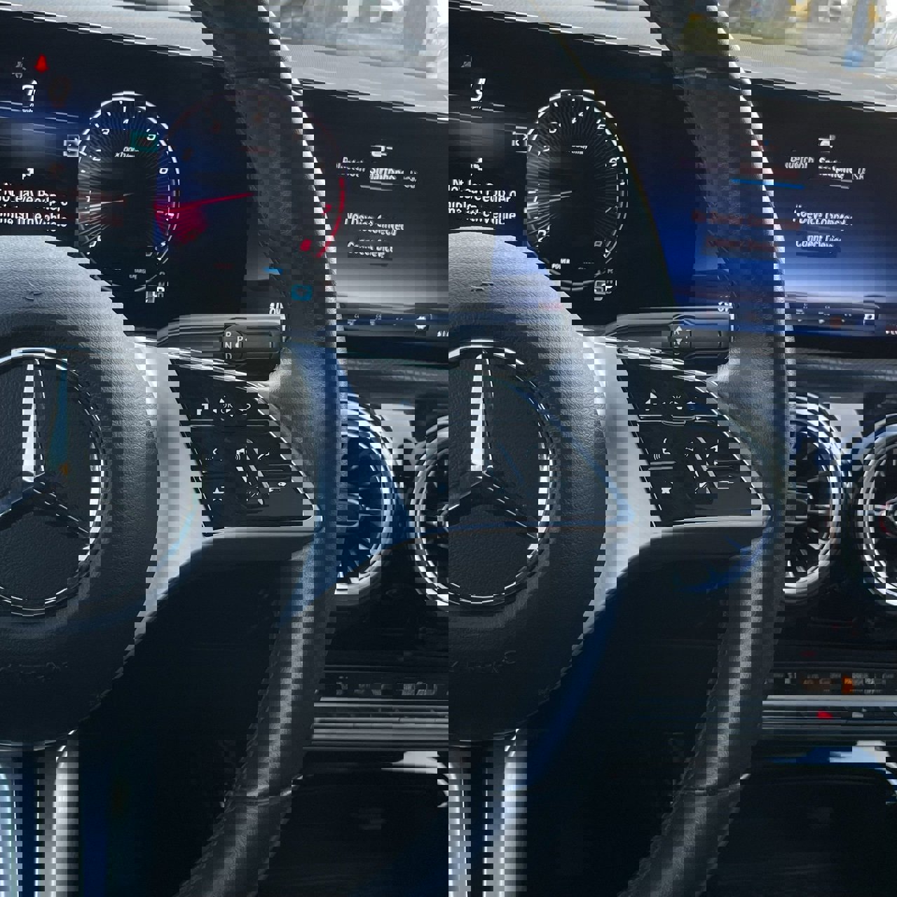 Used 2025 Mercedes-Benz CLA 250 image 14