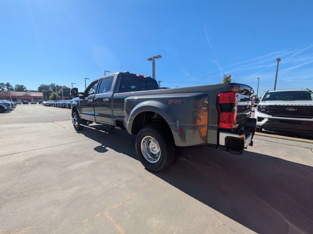 New 2027 Ford F350 Lariat w/ Lariat Ultimate Package AWD/4WD image 7