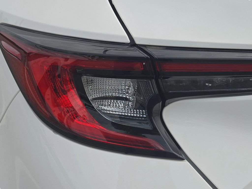 Used 2025 Toyota Corolla SE image 13